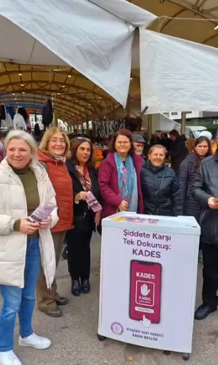 Ataşehir Kent Konseyi Kadın Meclisi, KADES Tanıtım Çalışmalarını Örnek Mahallesi'nde Sürdürdü