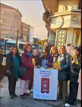 Ataşehir Kent Konseyi Kadın Meclisi'nden Yeni Çamlıca'da KADES Farkındalık Çalışması